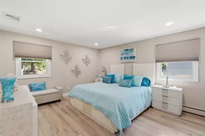4 Salisbury Drive N, East Northport, NY 11731 - Photo 12