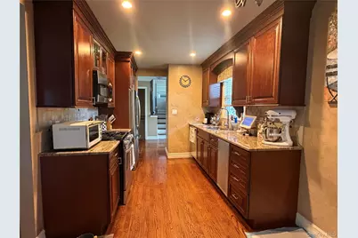 17 Renee Place, Massapequa Park, NY 11762 - Photo 2