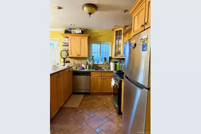 4775 Barnes Avenue, Bronx, NY 10470 - Photo 4