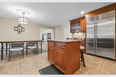9 Ellen Court, Glen Cove, NY 11542 - Photo 12