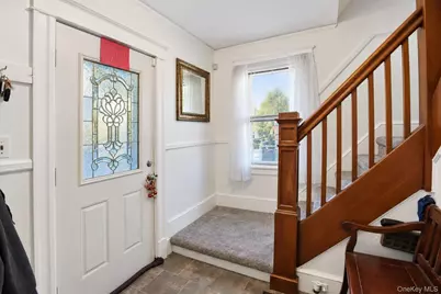26 Oakwood Boulevard, Poughkeepsie, NY 12603 - Photo 10