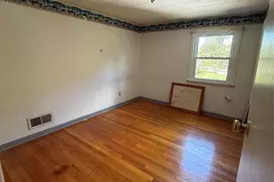 75 College Ave, Poughkeepsie, NY 12603 - Photo 8