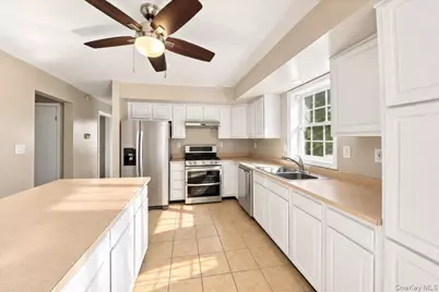 78 Patmore Avenue, Yonkers, NY 10710 - Photo 16