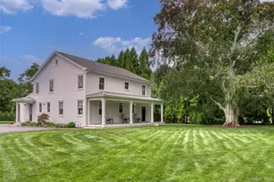 129 S Country Rd, Remsenburg, NY 11960 - Photo 2
