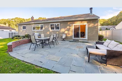 24 Kingswood Drive, Old Bethpage, NY 11804 - Photo 36