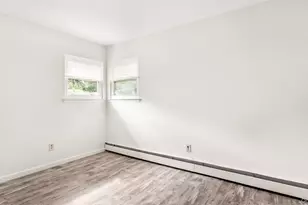 567 Boxwood Dr, Shirley, NY 11967 - Photo 12