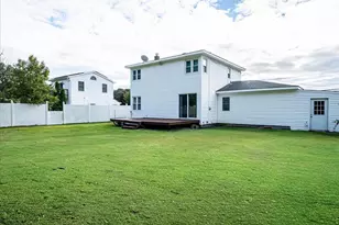 457 Washington Ave, Patchogue, NY 11772 - Photo 26