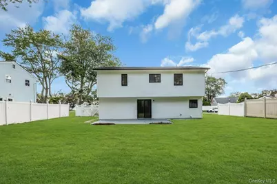 64 Skylark Drive, Holtsville, NY 11742 - Photo 22