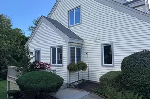 148 Fields Ln, Peekskill, NY 10566 - Photo 2