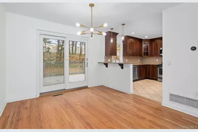 12 Chatham Road, New Rochelle, NY 10804 - Photo 6