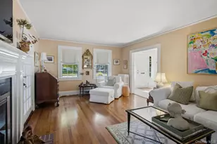 75 Dewey St, Huntington, NY 11743 - Photo 6
