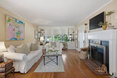 75 Dewey Street, Huntington, NY 11743 - Photo 4