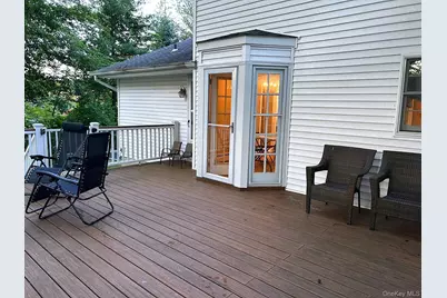 26 Beaumont Drive, New City, NY 10956 - Photo 12