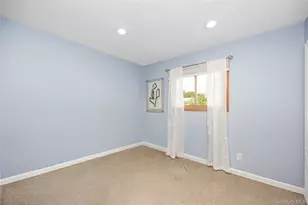 31 Sterling Ln, Smithtown, NY 11787 - Photo 16