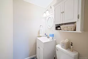 5 Allegheny Dr S, Farmingville, NY 11738 - Photo 12