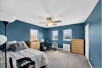 1015 Dean Avenue, Bronx, NY 10465 - Photo 4
