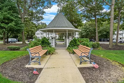 3 Victorian Lane, Medford, NY 11763 - Photo 18