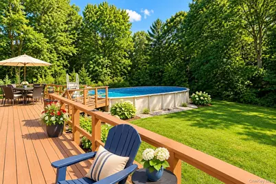 15 Deer Meadow Run, Brookhaven, NY 11719 - Photo 4