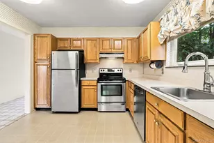 104 Heritage Hills, Somers, NY 10589 - Photo 4