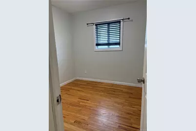 290 Leaf Avenue, Central Islip, NY 11722 - Photo 2