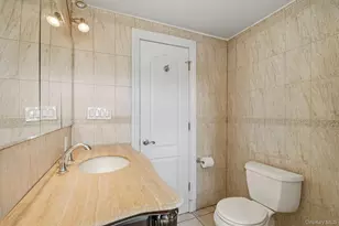 26 Custer Ave, Yonkers, NY 10701 - Photo 30