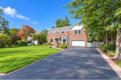 18 Pond Park Road, Great Neck, NY 11023 - Photo 38