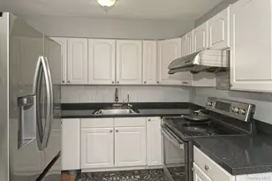 2233 6th St, East Meadow, NY 11554 - Photo 6