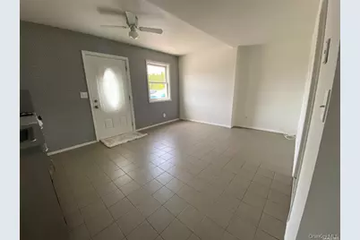 355 Bayville Avenue #4, Bayville, NY 11709 - Photo 2