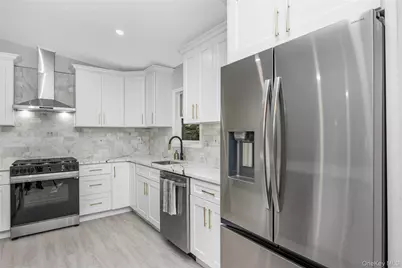644 Bread and Cheese Hollow Road, Northport, NY 11768 - Photo 6
