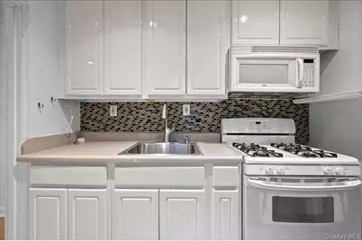 485 Bronx River Road #A23, Yonkers, NY 10704 - Photo 2