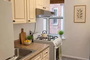 33-25 81st St, Jackson Heights, NY 11372 - Photo 4