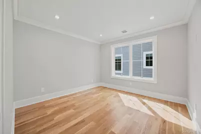 404 Langley Avenue, West Hempstead, NY 11552 - Photo 20