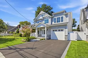 404 Langley Ave, West Hempstead, NY 11552 - Photo 2
