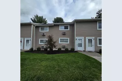 3 Fishkill Glen Drive #B, Fishkill, NY 12524 - Photo 1