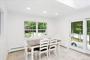 20 Beaumont Dr, Melville, NY 11747 - Photo 16