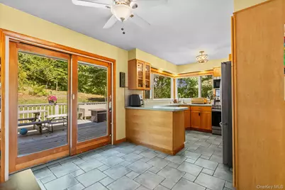 8 Dover Lane, Carmel, NY 10512 - Photo 12