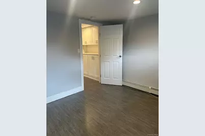 25 Young Street, West Babylon, NY 11704 - Photo 12