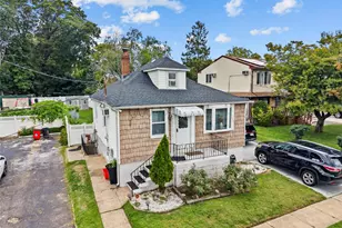 552 Kirkman Ave, Elmont, NY 11003 - Photo 2