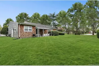 1 Boxwood Street, East Hampton, NY 11937 - Photo 2