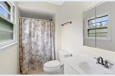 1 Boxwood Street, East Hampton, NY 11937 - Photo 6
