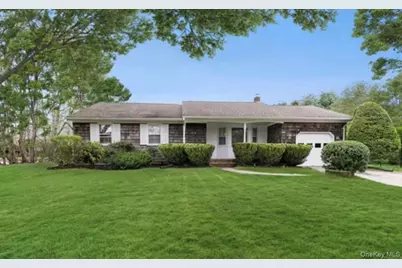 1 Boxwood Street, East Hampton, NY 11937 - Photo 1