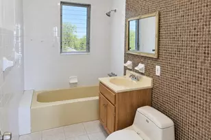 138-12 Whitelaw St, Ozone Park, NY 11417 - Photo 16