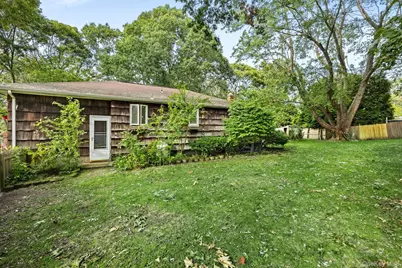 2 Easterly Road, Hampton Bays, NY 11946 - Photo 22