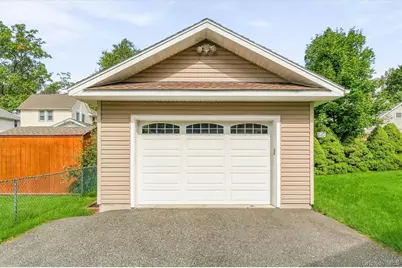 157 Martin Place, Pearl River, NY 10965 - Photo 44