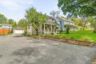 157 Martin Pl, Pearl River, NY 10965 - Photo 4
