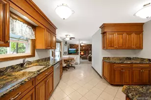 36 George St, Sayville, NY 11782 - Photo 16