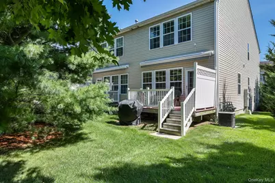 30 Torrey Pine Lane, Bay Shore, NY 11706 - Photo 24