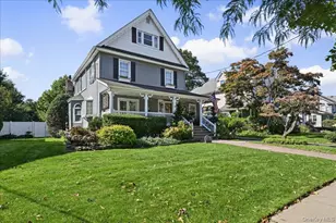 176 S Centre Ave, Rockville Centre, NY 11570 - Photo 2