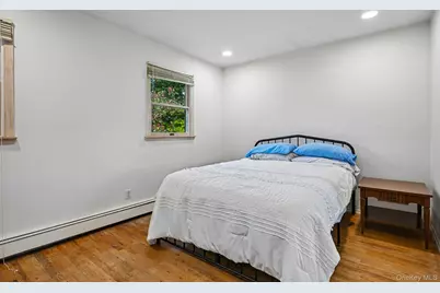 26 Falcon Drive, Hauppauge, NY 11788 - Photo 18