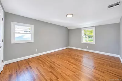 9 Sussex Lane, Lake Grove, NY 11755 - Photo 38